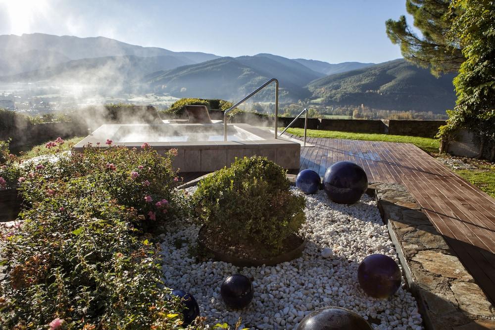 El Castell De Ciutat - Relais & Chateaux La Seu d'Urgell Exterior photo